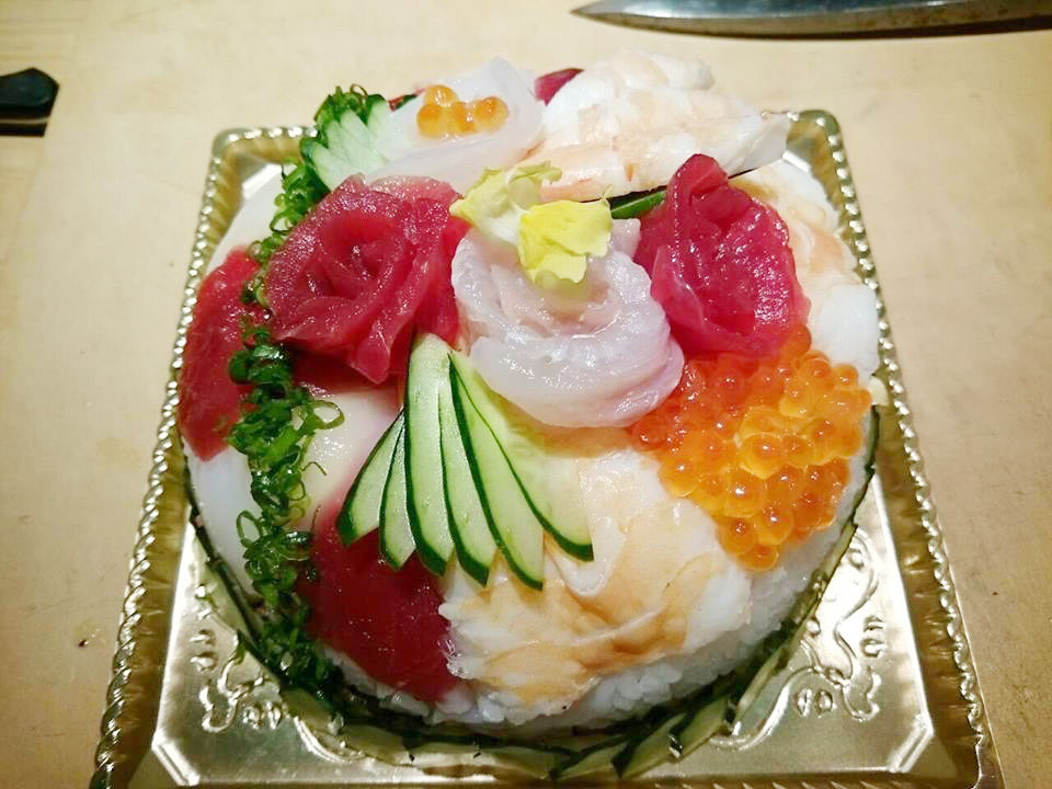 誕生日用デコレーション寿司